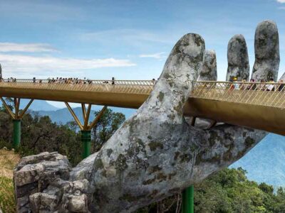 Da Nang Vietam Golden Hand Bridge